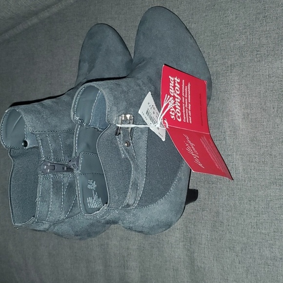 Dexflex Comfort Shoes Womens Size 8-1/2 8.5 Gray ' Suede '  Ankle Heeled… - Picture 8 of 13